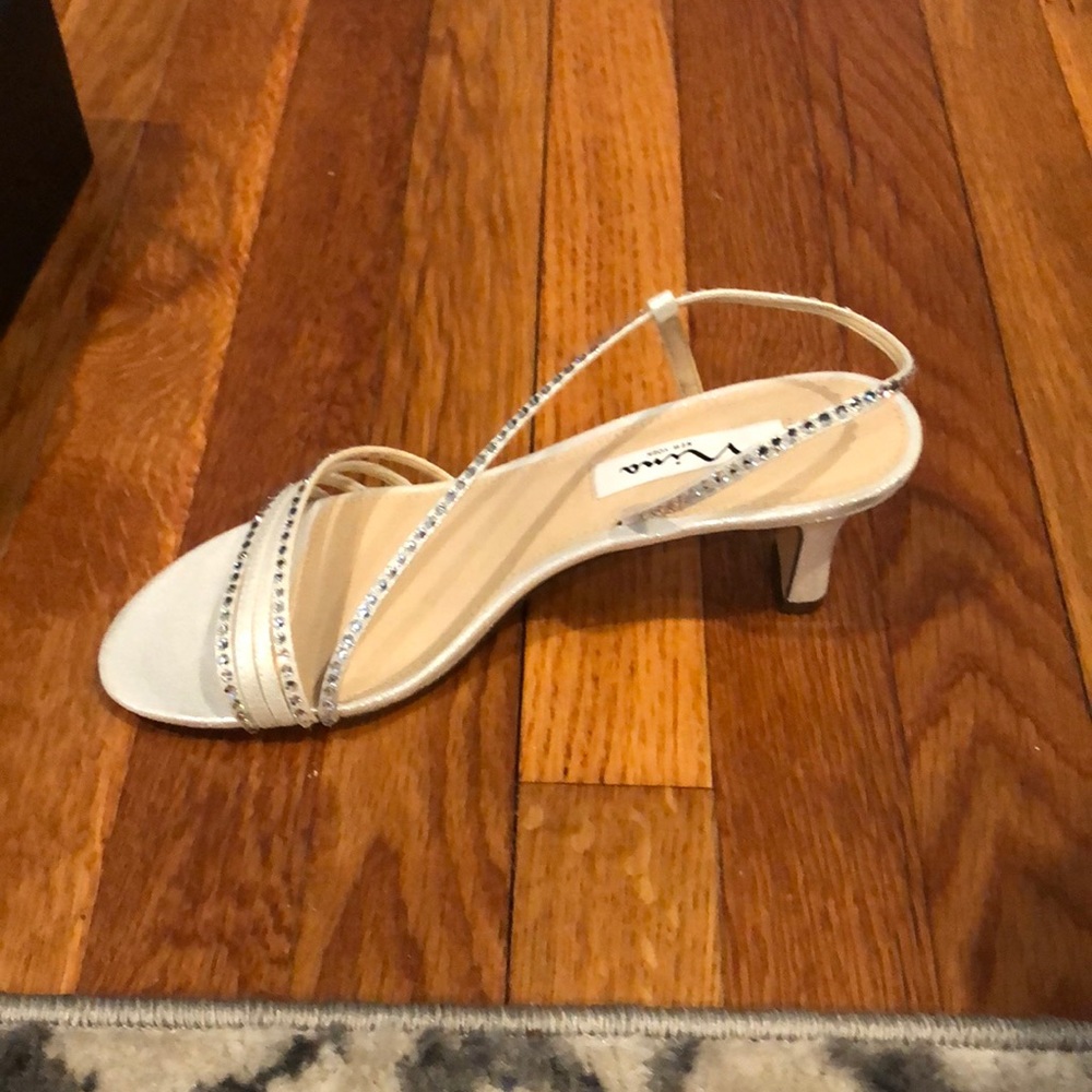 Heels - Picture 4 of 5